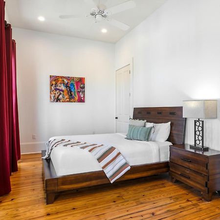 3Br Cottage On Carondelet By Hosteeva Νέα Ορλεάνη Εξωτερικό φωτογραφία